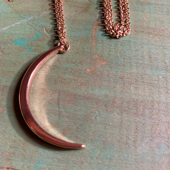 Super Cute Celestial Crescent Moon Pendant Gold Tone Necklace - 30" + - Picture 5 of 7